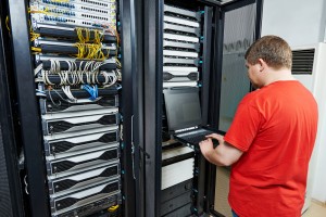 server support 300x200 Услуга администрирования и обслуживания серверов